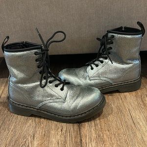 Dr martens size 6 great condition